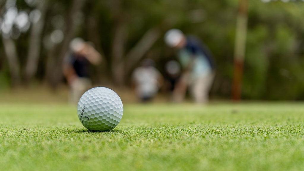 How to Clean Golf Balls - The Club Washer